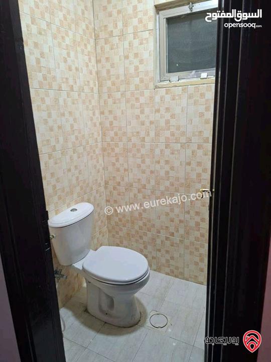 شقة فارغة طابق اول مساحة 105م للإيجار في عمان - الرابية 