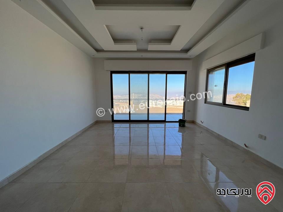 شقة مساحة 159م طابق ثاني للبيع في عمان - أبو نصير 