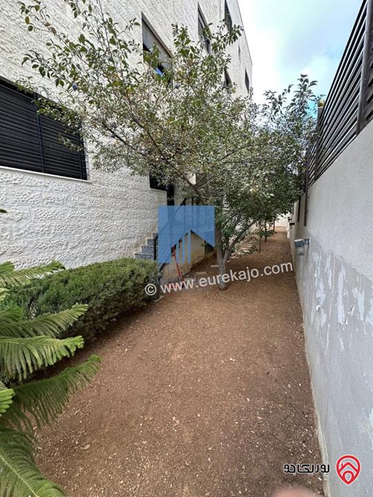 شقة أرضية مميزة للبيع في عمان - الجندويل قرب مركز أمن البيادر 180م مع حديقة وترسات 200م