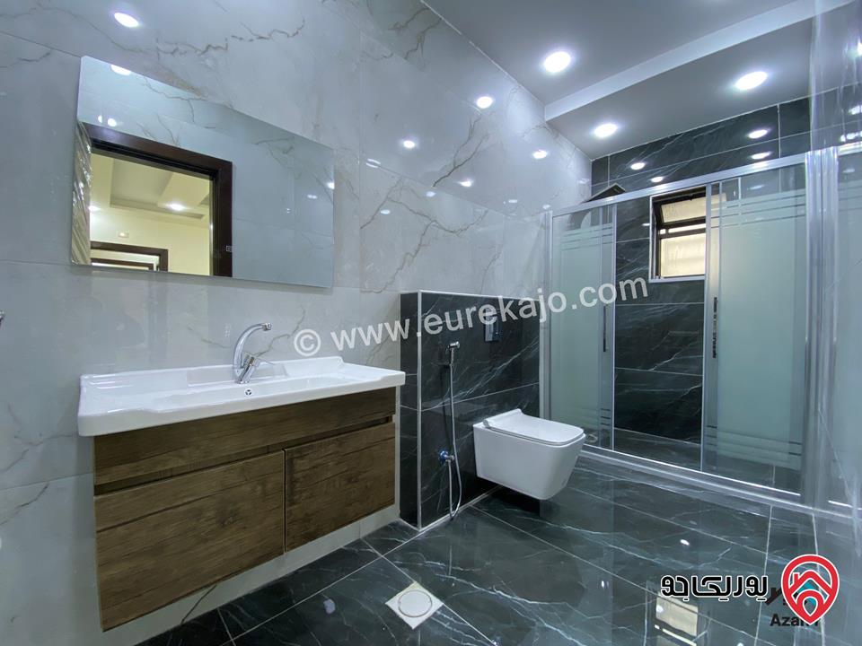 شقق تسوية مساحة 183م داخلي وخارخي 110م  للبيع في عمان - المقابلين