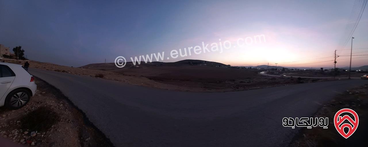 ارض سكنية مساحة 700 متر للبيع في الزرقاء - السخنة