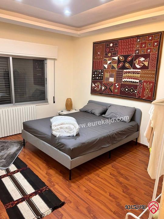 شقة طابق أول مساحة 160م للبيع في عمان - الشميساني