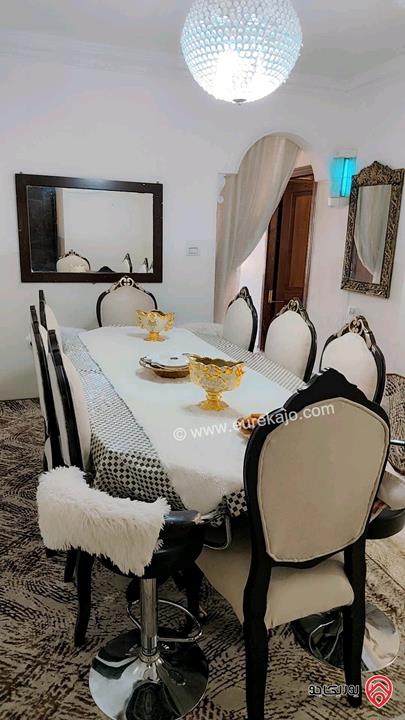شقة طابق اول مساحة 146م للبيع في الزرقاء