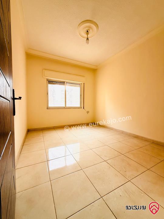 شقة مساحة 120م طابق أول للبيع في عمان - ضاحية الاستقلال