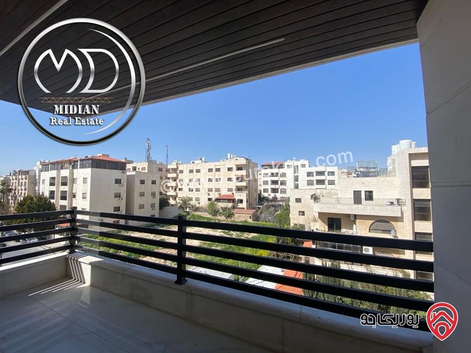 شقة جديدة فارغة للايجار في عمان - ضاحية الرشيد مساحة 190م طابق ثالث تشطيبات ديكورات عصرية فاخرة اطلالة جميلة