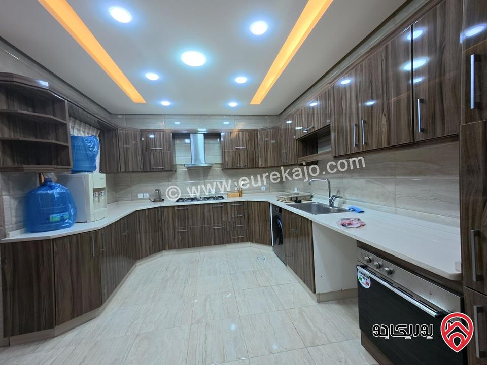 شقة مفروشة فاخرة طابق أول مساحة 180م للايجار في عمان - ام السماق 