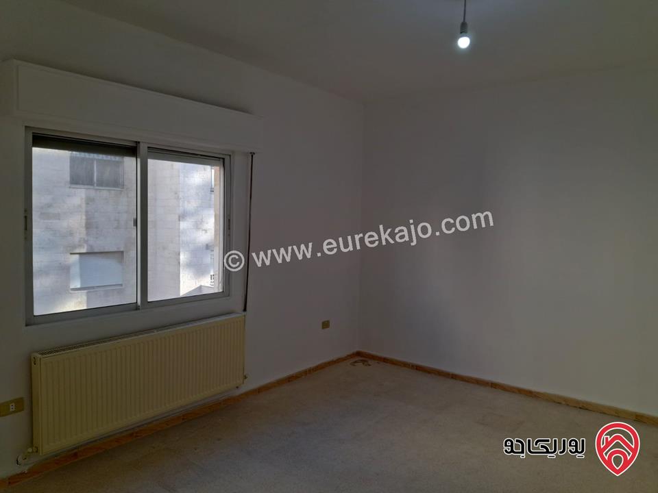 شقة مميزة مساحة 128م طابق أول للبيع في عمان - الجاردنز