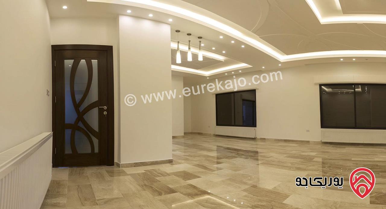 شقة طابقية فاخرة سوبر ديلوكس مساحة 170م داخلي + 60م ترس للبيع في عمان - حجار النوابلسة امتداد دير غبار 