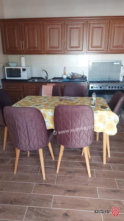 مزرعة مساحة الأرض 1066م والبناء 150م للبيع في عجلون أجمل مناطق عنجرة – حوض أم جلود