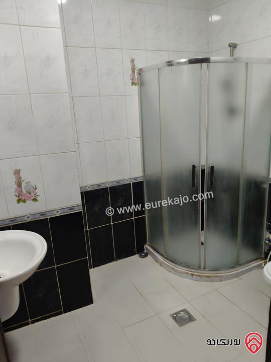 شقة فارغة مساحة 115م طابق اول للايجار في عمان - جبل الحسين 