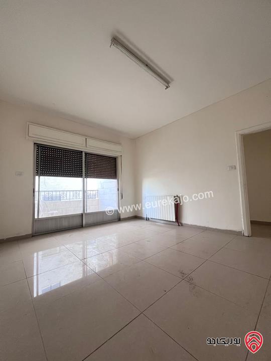 شقة طابق اول مساحة 200م للايجار في عمان - الجندويل