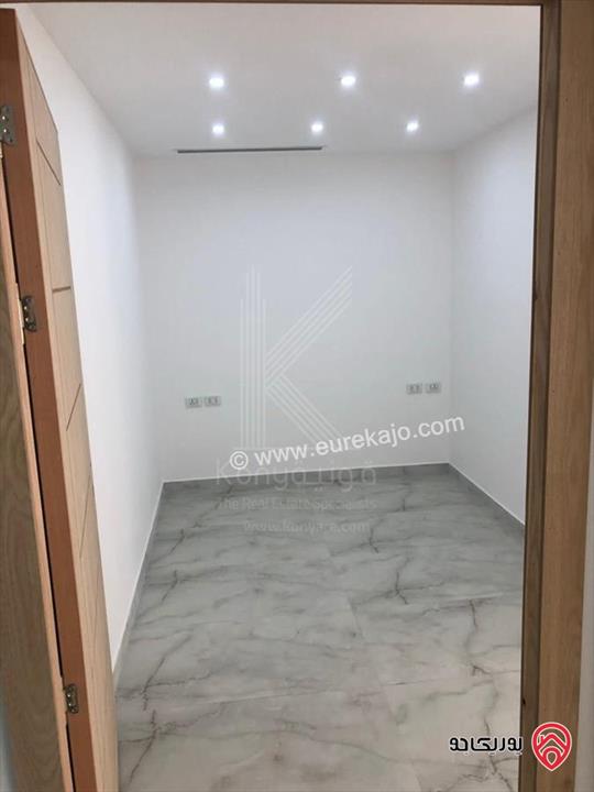 مكتب تجاري 71م للايجار في جبل عمان / شارع الخالدي