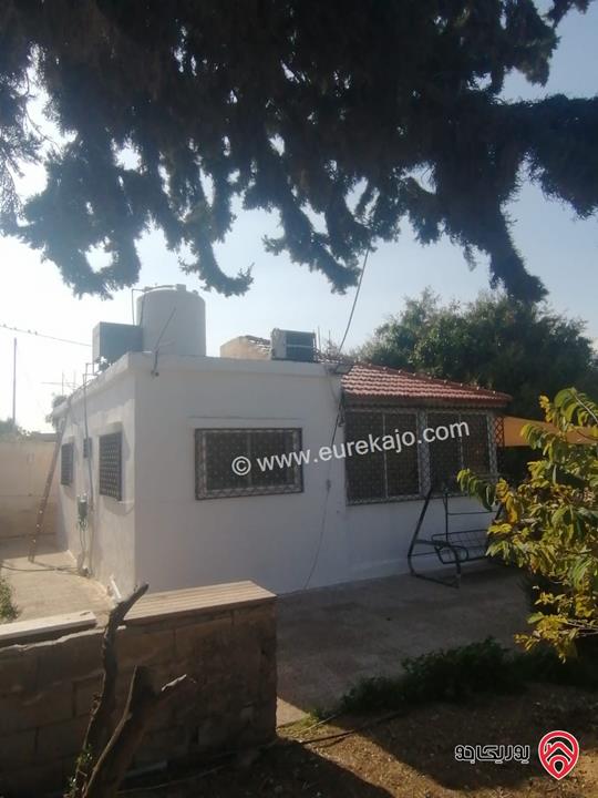 مزرعة (بيت ريفي جميل ) مساحة الأرض 900م والبناء 170م في منطقة الأغوار الوسطى ظهرة الرمل