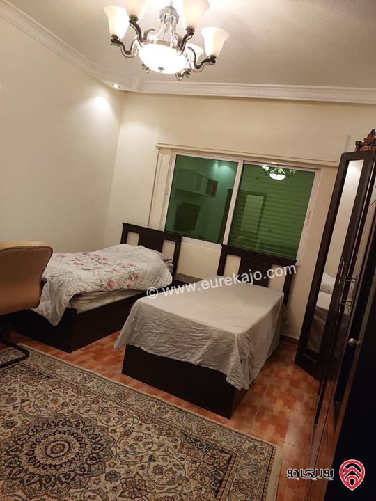 فيلا مساحة 500م على أرض 3 دونم و 750م للبيع في جرش 