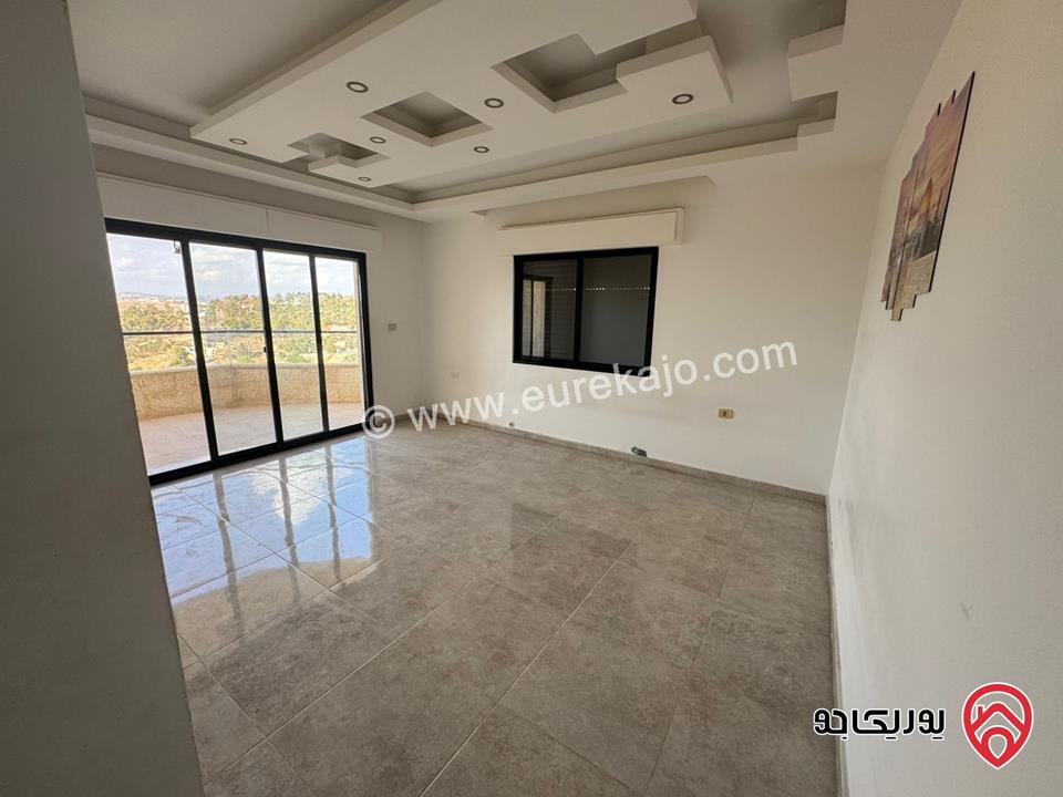  شقة ارضية مساحتها 190م للبيع في عمان - مرج الحمام  