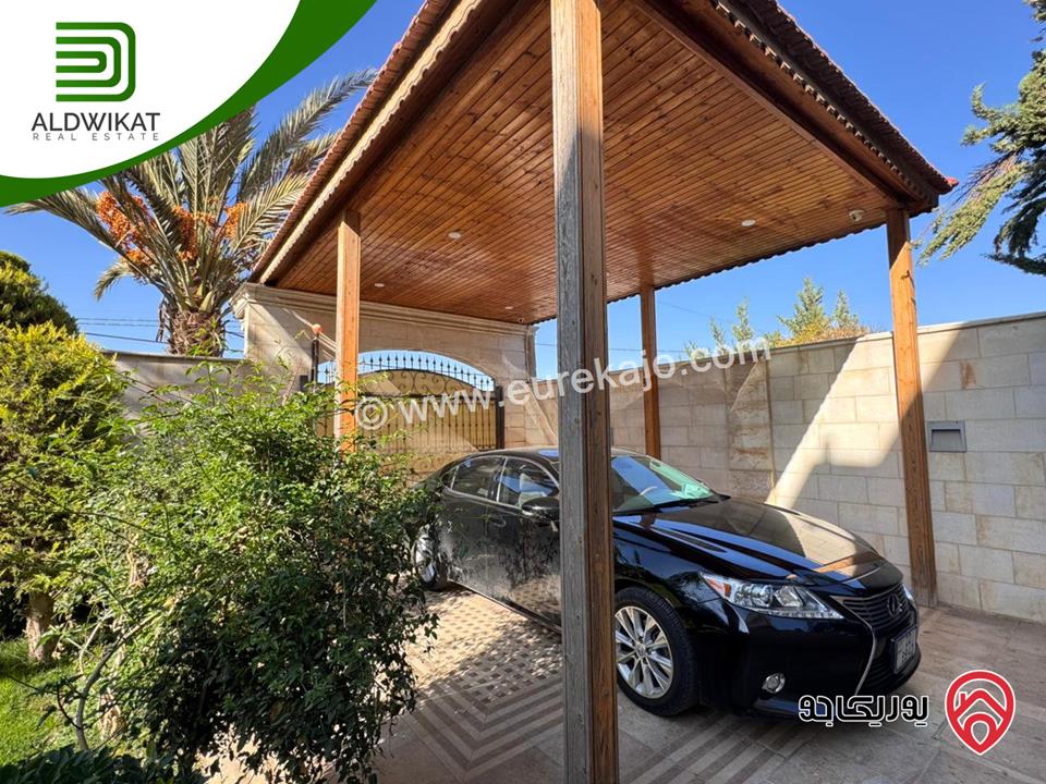 فيلا مستقلة للبيع في منجا/ مادبا مساحة البناء 1400م ومساحة الارض 1000م موقع مميز فلل حديثة
