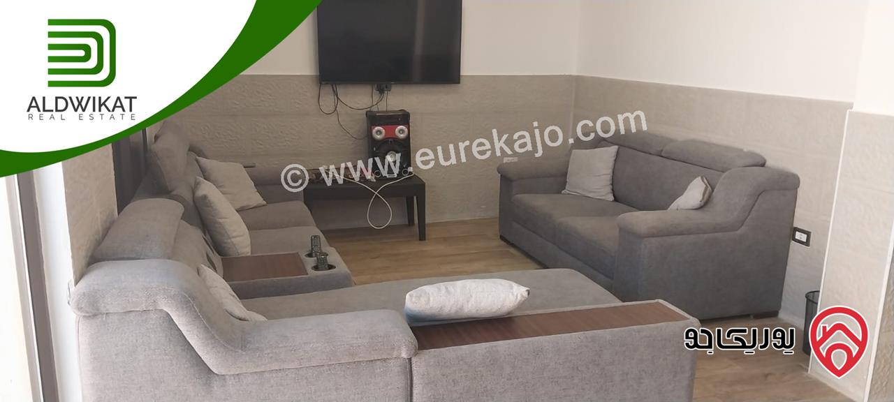 شاليه فاخر مفروش للبيع في اجمل مواقع البحر الميت منتجع البحيرة مساحة الارض 715م والبناء 200م موقع مميز