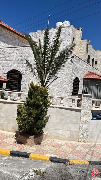فيلا مساحة 320م على أرض 567م للبيع في عمان - مرج الحمام حي الجماعين 
