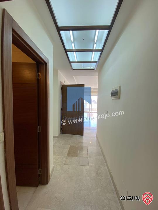 شقة فاخرة للبيع في عمان - عبدون الشمالي طابق ثالث 195م لم تسكن