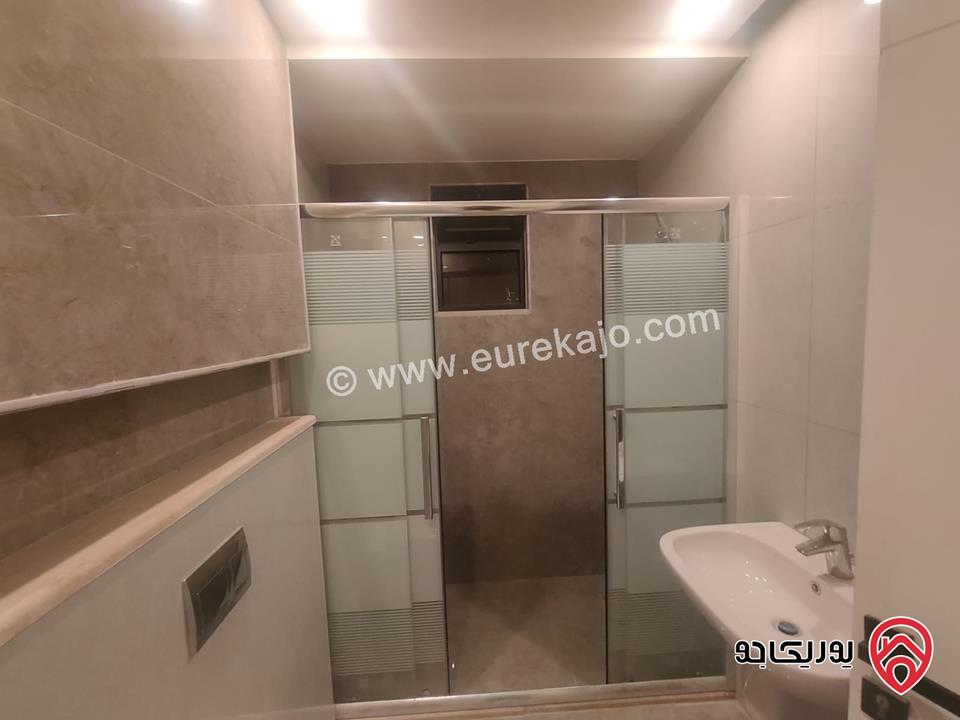 شقة شبه أرضية مساحة 106م داخلي و 40م خارجي للبيع في عمان - الدوار السابع