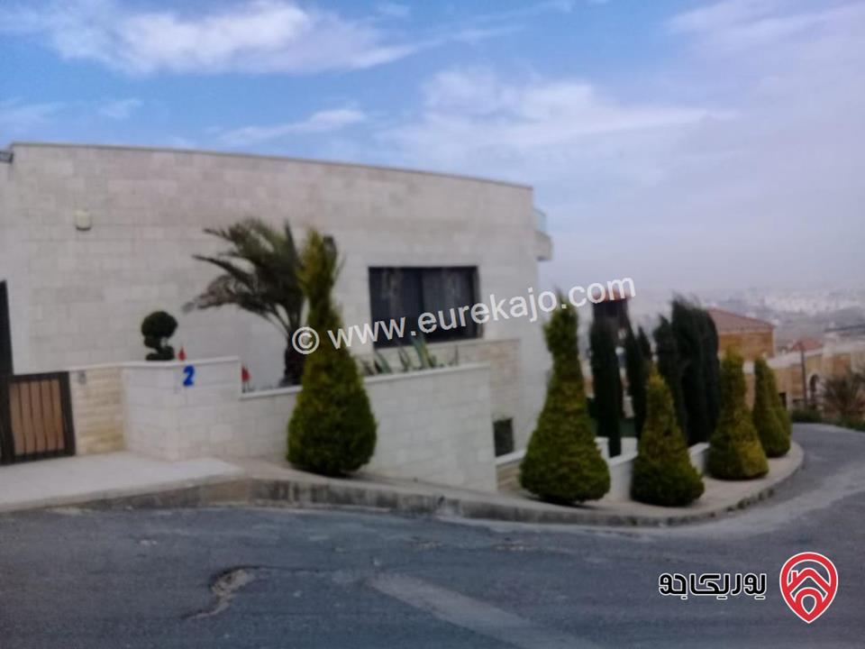 فيلا مساحة 642م على أرض 862م للبيع في عمان - منطقة الظهير مميزة باطلالتها و تشطيبها