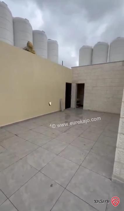 شقة فاخرة طابق ثالث مع رووف مساحة 233م للبيع في عمان - البنيات 