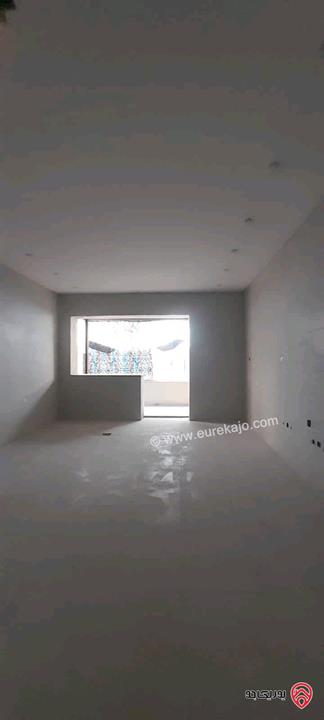 فيلا فارغة مساحة 350م للإيجار في عمان - ام السماق 