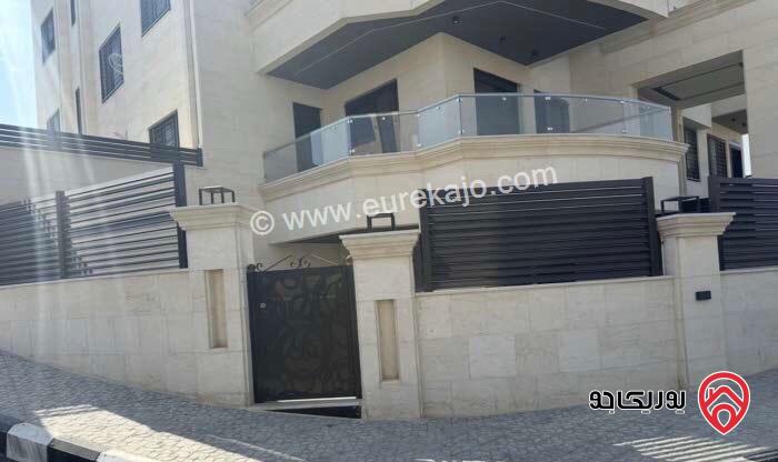 شقه شبه ارضية مساحة 200م داخلي و 40م خارجي للايجار في عمان - البنيات 