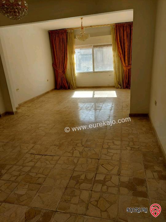 شقة مساحة 150م طابق أول للبيع في عمان - البيادر وادي السير