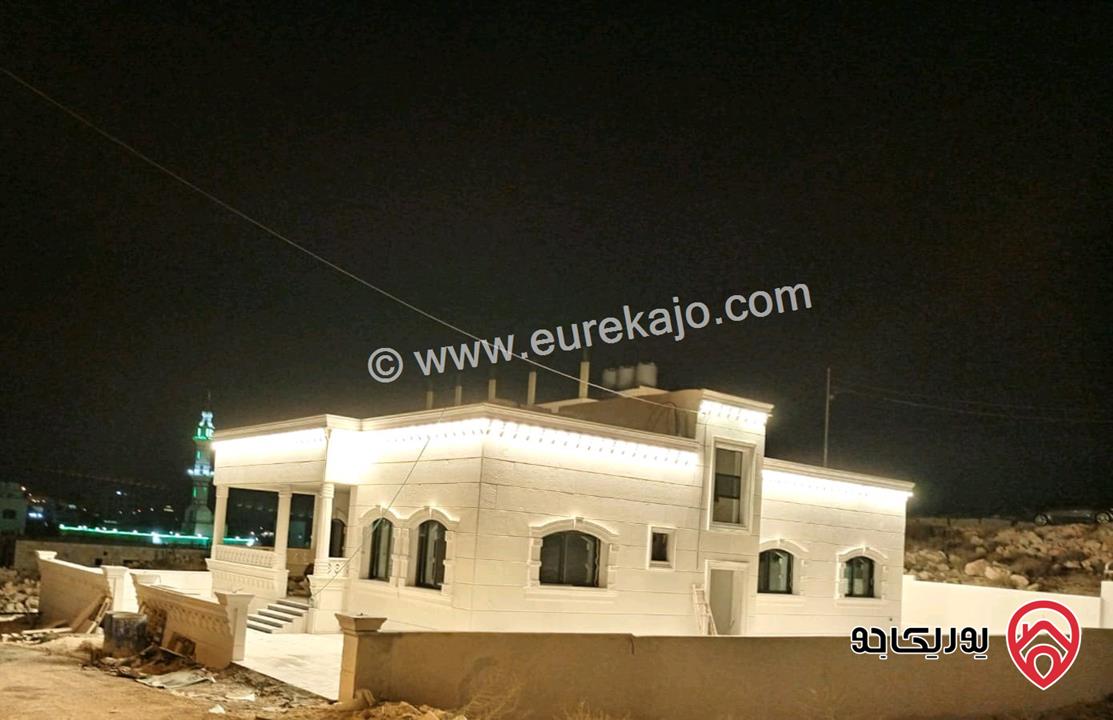 فيلا مستقلة مساحة 235م على أرض 500م للبيع في الزرقاء الجديدة - البتراوي الجنوبي 