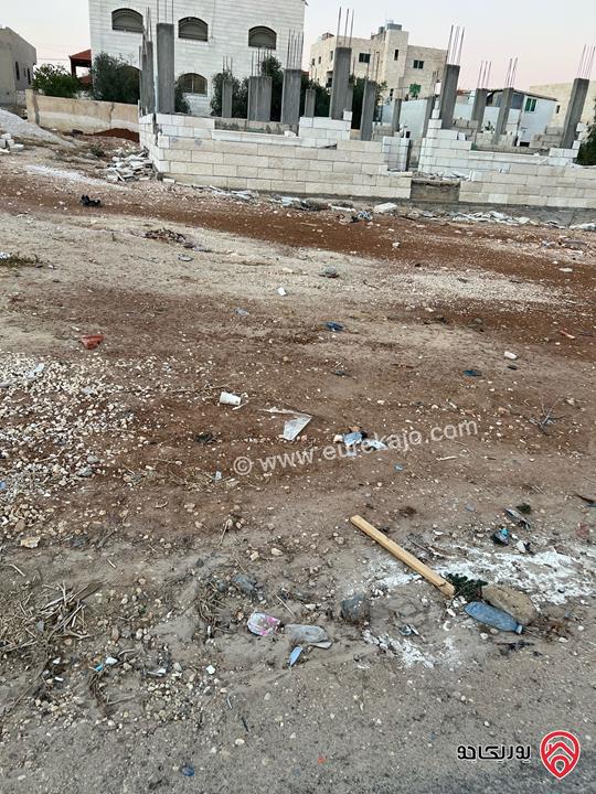 منزل عظم مساحة 224م على أرض 911م للبيع في الخشافية أحد - شرق عمان 