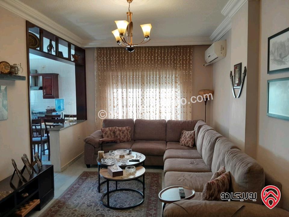 شقة طابق ثاني مساحة 175م للبيع في عمان - الجندويل