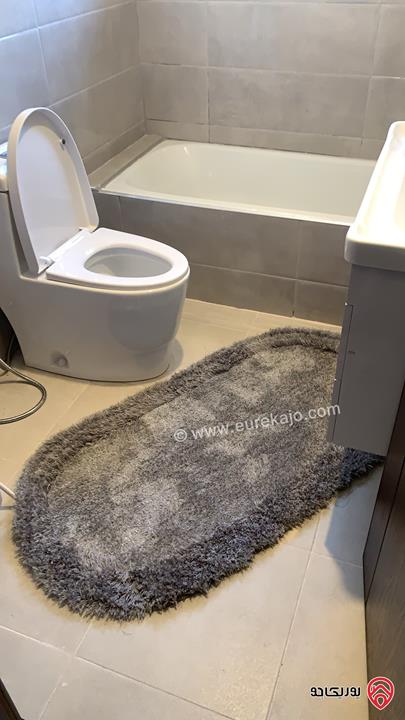 شقة طابق ثالث مساحة 150م مع روف 150م للبيع في عمان - طبربور 