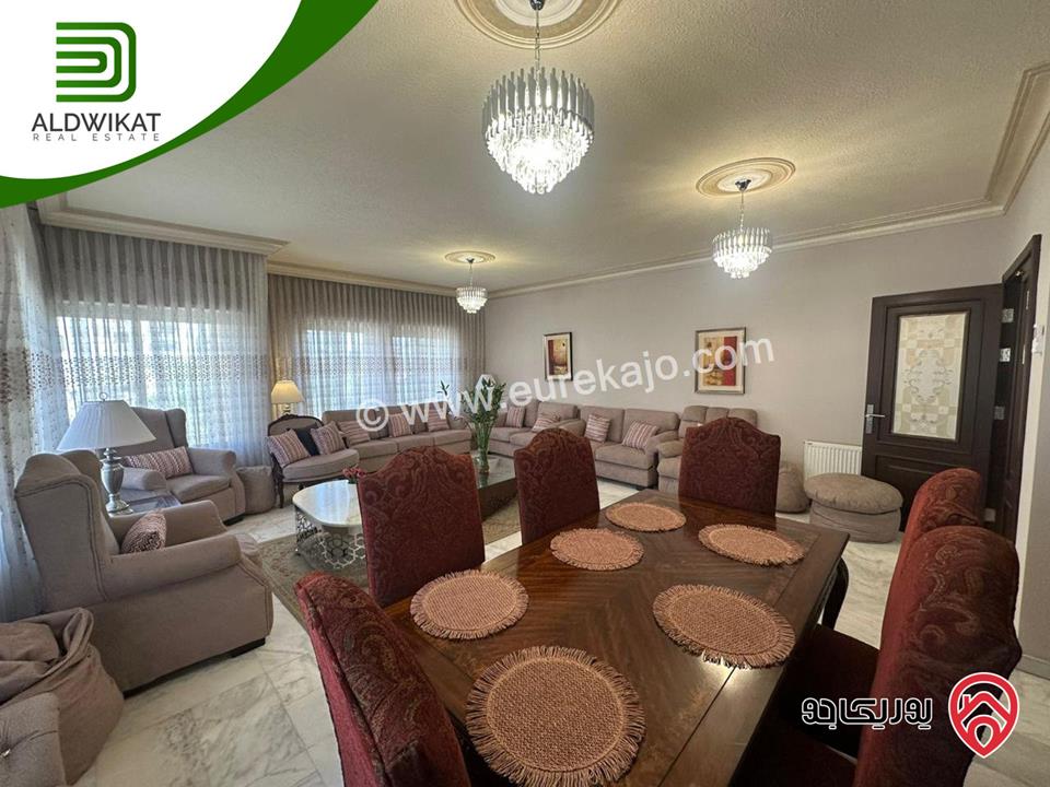 شقة مفروشة للايجار في عمان - ضاحية الامير راشد طابق ثاني مساحة البناء 210م منطقة هادئة بالقرب من الخدمات