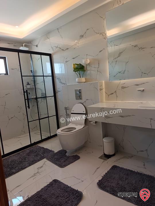 رووف فاخر جدا مفروش مساحة 150م داخلي و 200م خارجي للايجار في عمان - عبدون من المالك مباشرة وللعائلات فقط 