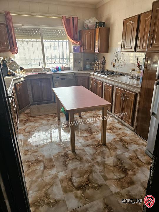 شقة طابقية مساحة 150م للبيع في عمان - ضاحية الياسمين