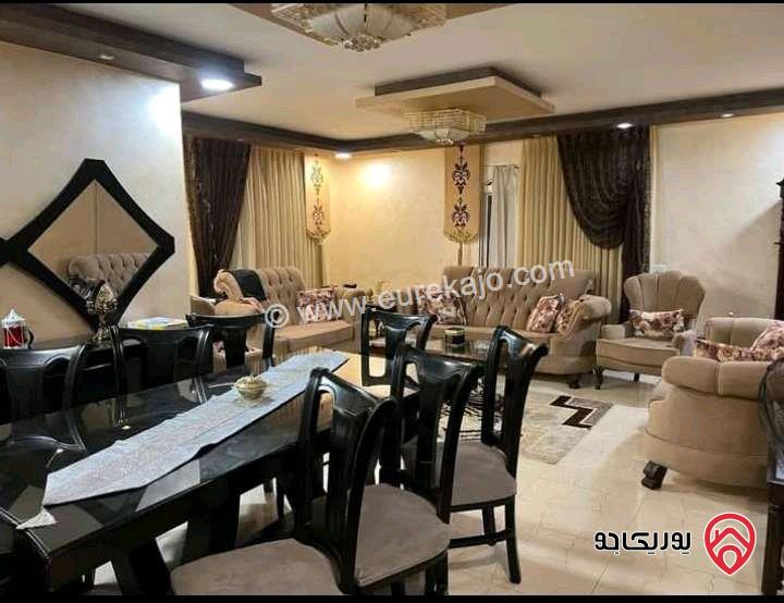 شقة أرضية مساحة 222م للبيع في اربد - الحي الشرقي