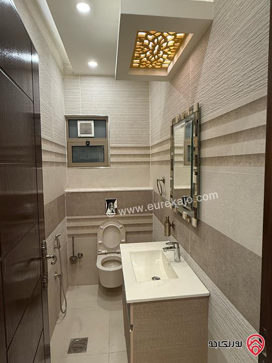 شقة طابق ثالث مساحة 200م للبيع في عمان - ربوة عبدون