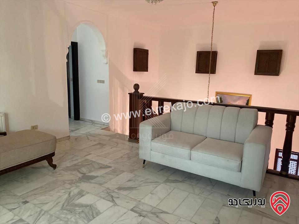 فيلا مفروشة فاخرة مساحة 418م على أرض 400م للايجار في عمان - خلدا