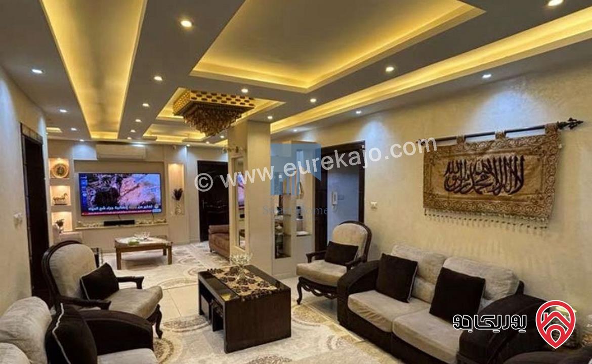 شقة مساحة 180م مع حديقة وترسات 120م للبيع في عمان - خلدا