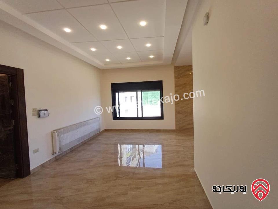 شقة فارغة مساحة 160م طابق ثاني للايجار في عمان - الرابية 