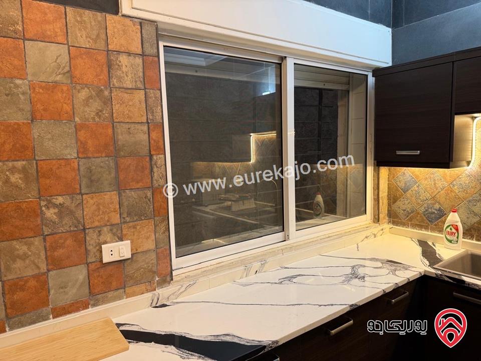 شقة سوبر ديلوكس أرضية مساحة 180م للبيع في عمان - جبل اللويبدة