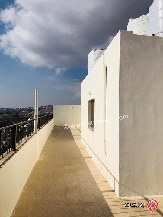 شقة طابق ثالث مساحة 205م مع روف 25م للبيع في عمان - الكرسي