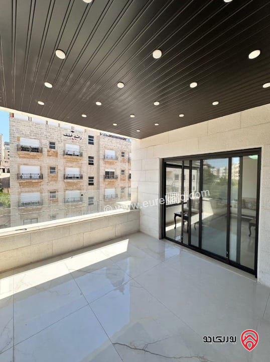 شقة سوبر ديلوكس طابق ثاني مساحة 236م للبيع في عمان – أم أذينة الغربي