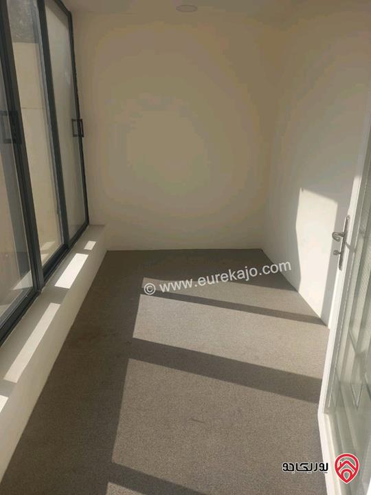 شقة طابق ثاني مساحة 213م للبيع في عمان - خلدا 