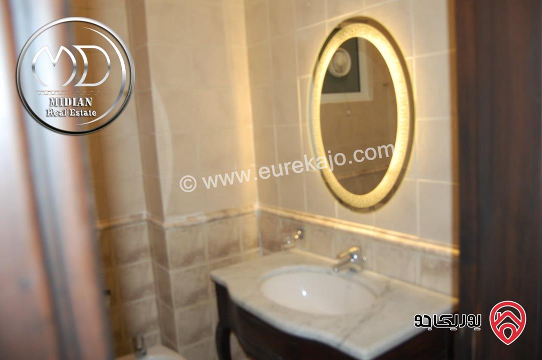 شقة شبه ارضي فارغة للايجار في عمان - الدوار السابع مساحة 190م مع ترس و حديقة 100م تشطيبات سوبر ديلوكس