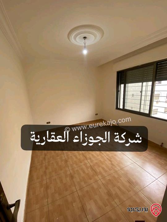 شقة ارضية مساحة 140م مع ترس وكراج خاص فارغة للايجار في عمان - الياسمين 