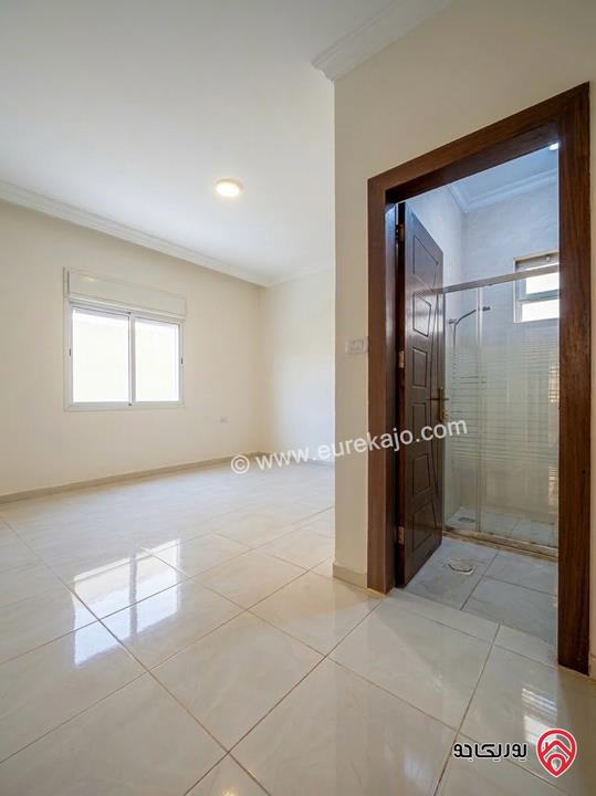 شقة مساحة 120م داخلي و 50م خارجي للبيع في عمان - ضاحية الاستقلال