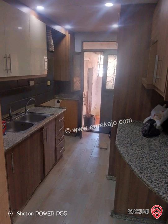 شقة أرضية منفصلة مجددة مساحة 120م داخلي و 50م خارجي للايجار في عمان - ماركا