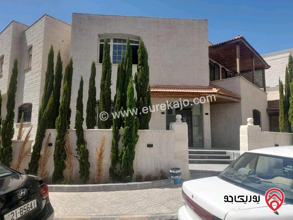 فيلا مساحة 600م على أرض 490م للبيع في عمان - شارع مكة